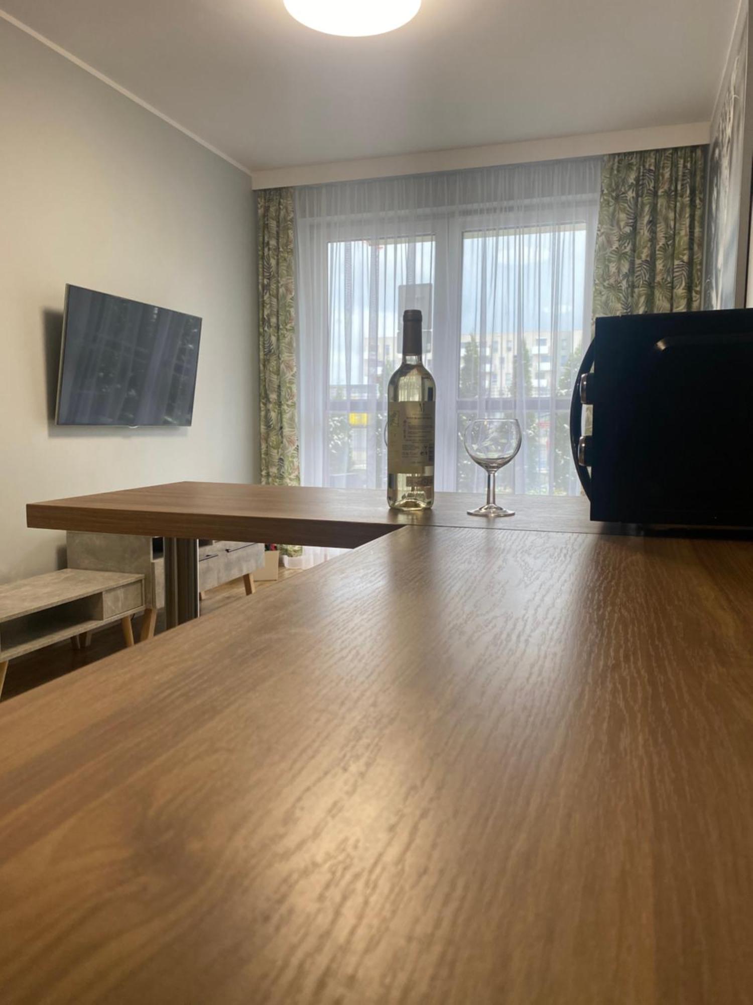 2 Tyskie Apartamenty Z Ogrodkiem Tychy Luaran gambar